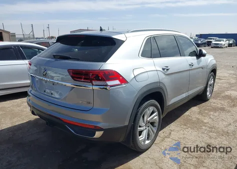 2021 Volkswagen Atlas Cross Sport 3.6L V6 Sel z USA, uszkodzony, nr VIN 1V2EE2CA2MC224154